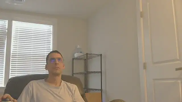 SissyJosh online show from 12.22.25