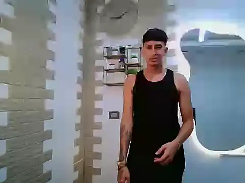 Snapshot of neithan_sleitherx chatting on 01.09.26 neithan sleitherx online show from 01.09.26