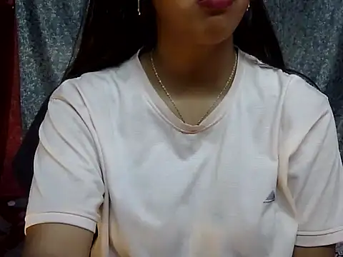 cute Dirty Diva online show from 04.21.26