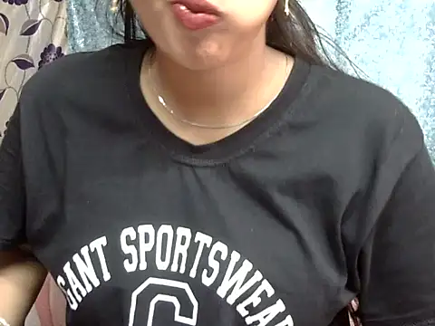 cute Dirty Diva online show from 06.22.26