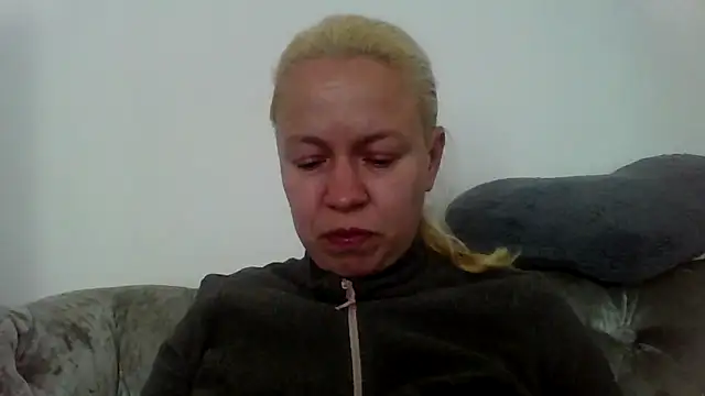 jennyblondeuk online show from 04.08.26