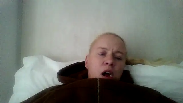 jennyblondeuk online show from 04.14.26