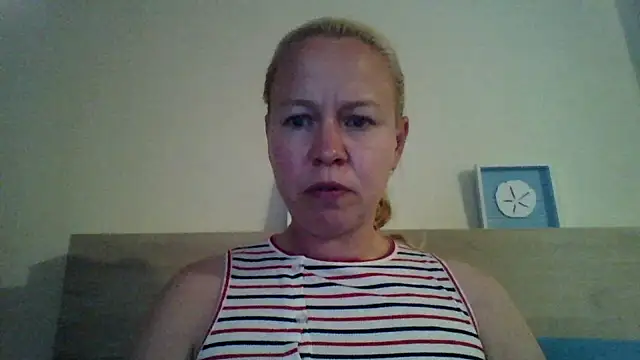 jennyblondeuk online show from 04.19.26