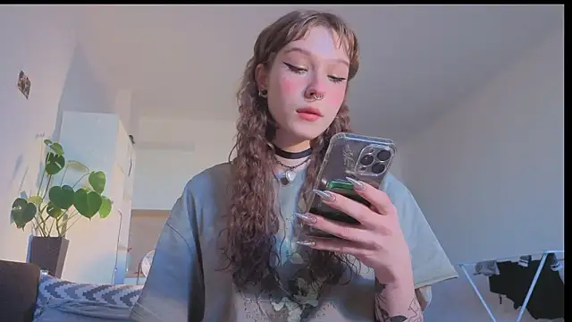 Snapshot of poli_blink chatting on 03.18.26 poli blink online show from 03.18.26