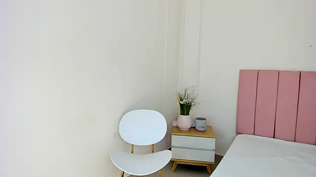 Luz noxentia online show from 05.04.26
