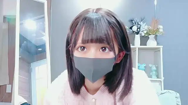 Snapshot of Kiki-jpn chatting on 02.14.26 Kiki-jpn online show from 02.14.26