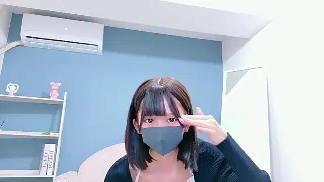 Snapshot of Kiki-jpn chatting on 02.19.26 Kiki-jpn online show from 02.19.26