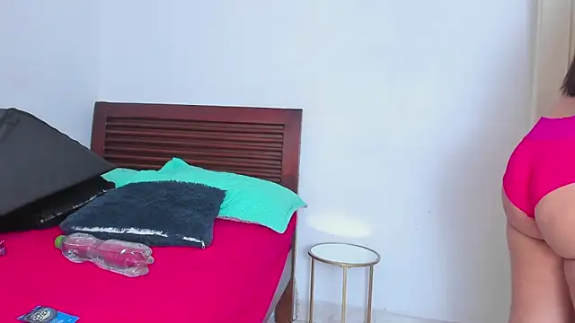 Megansweetcome online show from 06.21.26