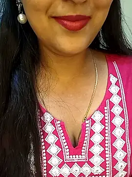 Deshi bhabhi143 online show from 03.17.26