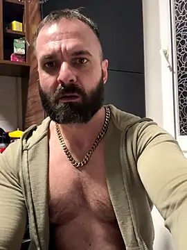 Snapshot of DamonSalvatore2 chatting on 01.05.26 DamonSalvatore2 online show from 01.05.26