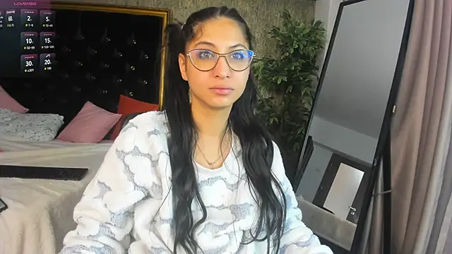 MelodyCruze online show from 01.07.26