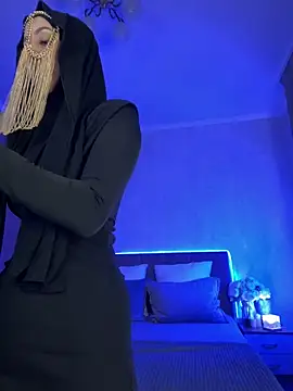 LuxBrunette  online show from 04.21.26