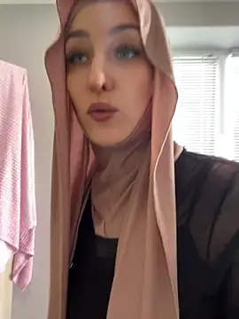LuxBrunette  online show from 05.08.26