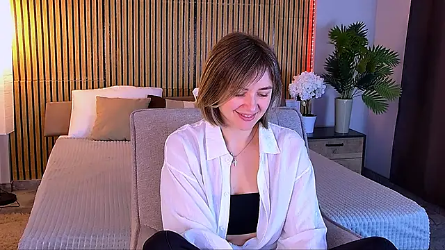 EmeraldGlow online show from 05.03.26