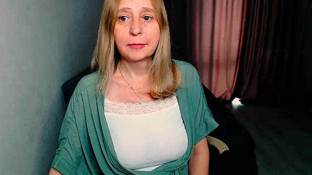 MiLenaMilf online show from 05.17.26