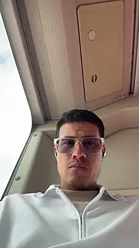 Latin Paisa Boy online show from 02.21.26