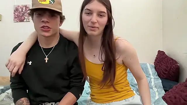 Snapshot of AstridJenkins chatting on 03.22.26 AstridJenkins online show from 03.22.26