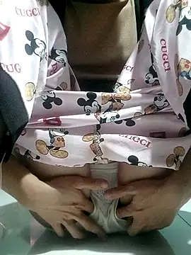 Snapshot of damsun_22 chatting on 12.23.25 damsun 22 online show from 12.23.25