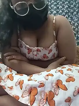 Snapshot of MaggieTelugu-15 chatting on 02.05.26 MaggieTelugu-15 online show from 02.05.26