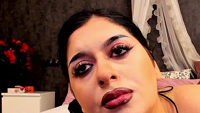 NayaNoirX online show from 02.06.26