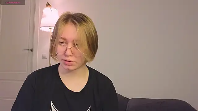 Snapshot of starsonthesky chatting on 01.15.26 starsonthesky online show from 01.15.26