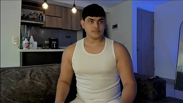 Snapshot of Nicole_and_thiago1 chatting on 01.08.26 Nicole and thiago1 online show from 01.08.26