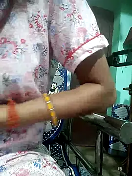 Snapshot of Puja_1230 chatting on 06.23.26 Puja 1230 online show from 06.23.26