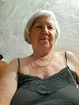 Snapshot of KlaudiaDarling chatting on 06.20.26 KlaudiaDarling online show from 06.20.26