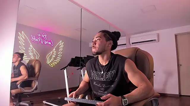 Maximo Zahir online show from 02.03.26