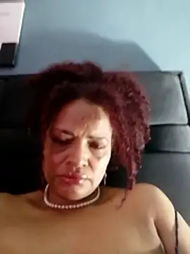 Snapshot of ValenttinaSex1 chatting on 01.12.26 ValenttinaSex1 online show from 01.12.26