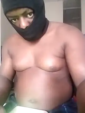 Snapshot of Bra-G chatting on 03.05.26 Bra-G online show from 03.05.26