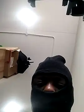 Snapshot of Bra-G chatting on 03.13.26 Bra-G online show from 03.13.26