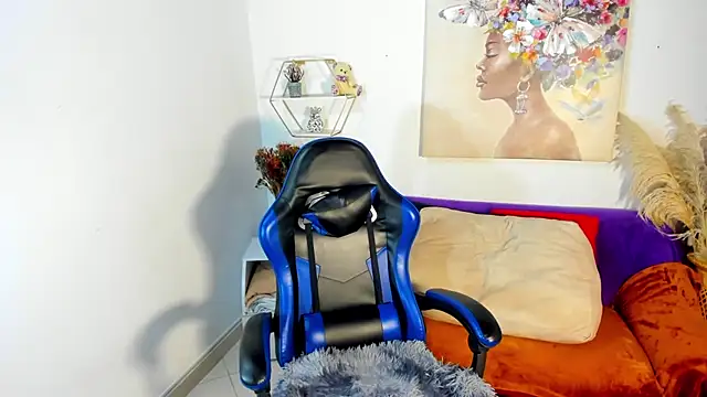 Snapshot of erika_lyrics chatting on 02.25.26 erika lyrics online show from 02.25.26