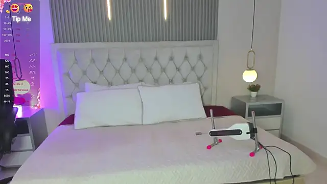 Snapshot of Chloe_dolls18 chatting on 01.08.26 Chloe dolls18 online show from 01.08.26