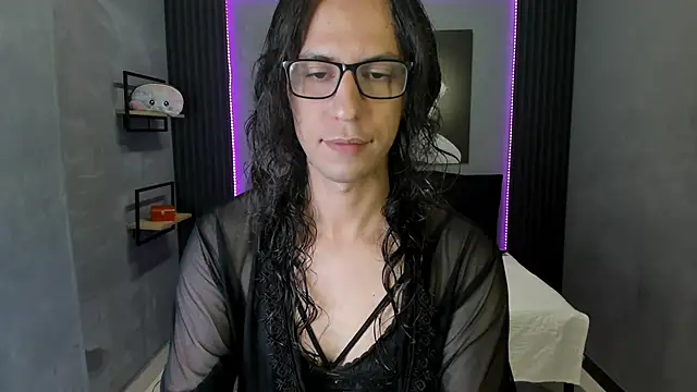 Snapshot of Luna_Winstonn chatting on 01.15.26 Luna Winstonn online show from 01.15.26