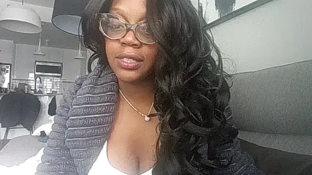 Snapshot of taliablackrose chatting on 01.06.26 taliablackrose online show from 01.06.26