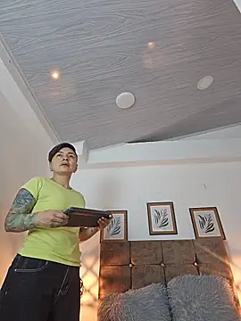 kat paradise online show from 05.19.26