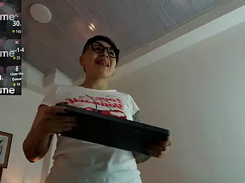 kat paradise online show from 06.02.26