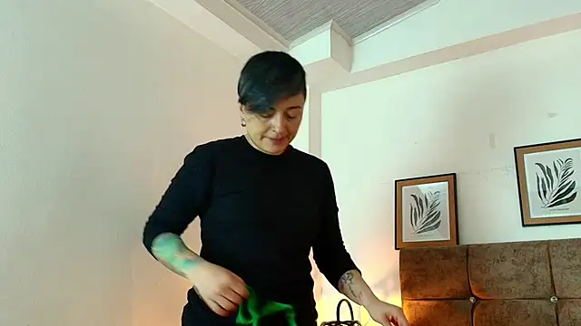 kat paradise online show from 07.12.26