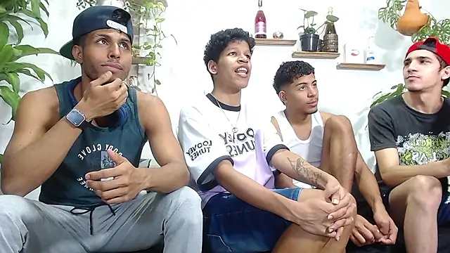 Interracial Snow Bunny online show from 03.06.26