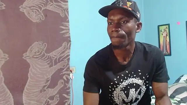 Snapshot of miltonjjakee chatting on 01.13.26 miltonjjakee online show from 01.13.26