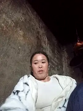 dakota-kis online show from 03.08.26