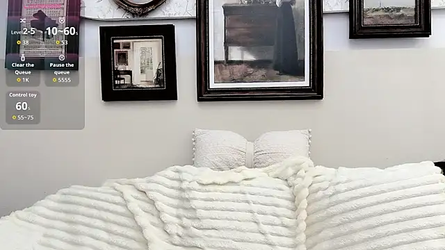 Snapshot of Alice-yaya chatting on 02.08.26 Alice-yaya online show from 02.08.26