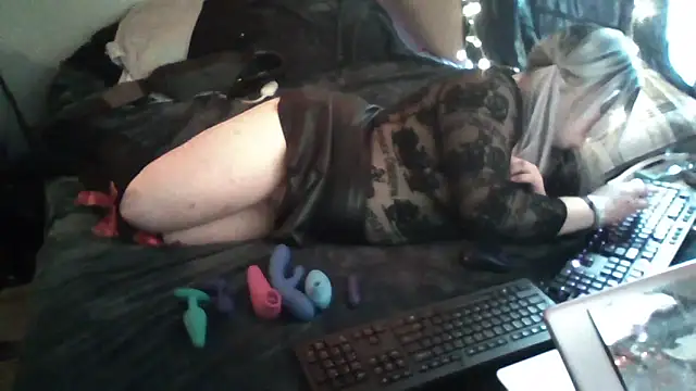 UnpleasantFan156 online show from 01.16.26