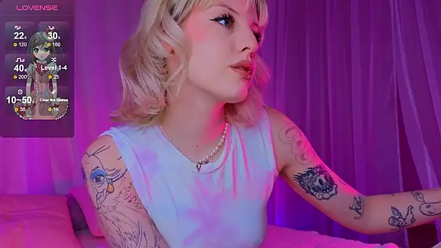 Snapshot of no_1dea chatting on 02.01.26 no 1dea online show from 02.01.26