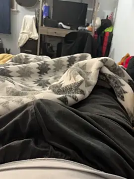 Snapshot of elpapigrande12 chatting on 02.04.26 elpapigrande12 online show from 02.04.26