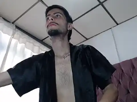 Snapshot of levconnor chatting on 02.14.26 levconnor online show from 02.14.26