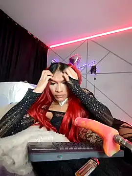 Snapshot of Isis_Hot__ chatting on 03.19.26 Isis Hot online show from 03.19.26