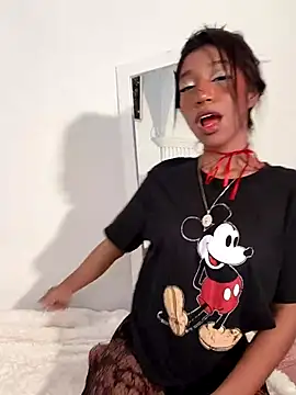 Snapshot of DAMMLEYLA chatting on 01.17.26 DAMMLEYLA online show from 01.17.26