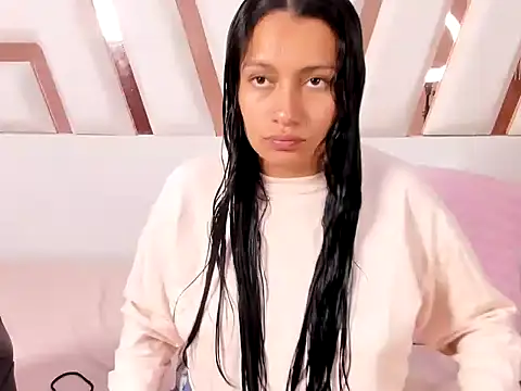 MiaKleinX online show from 06.01.26